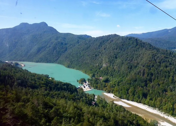 424 Mit Hallenbad *